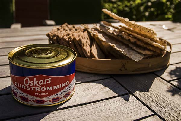 Kur įsigyti ir kiek kainuoja surströmming