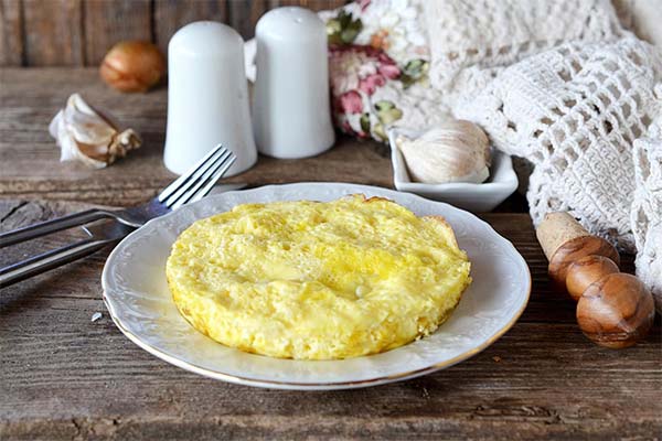 Omletas su rūgščiu pienu